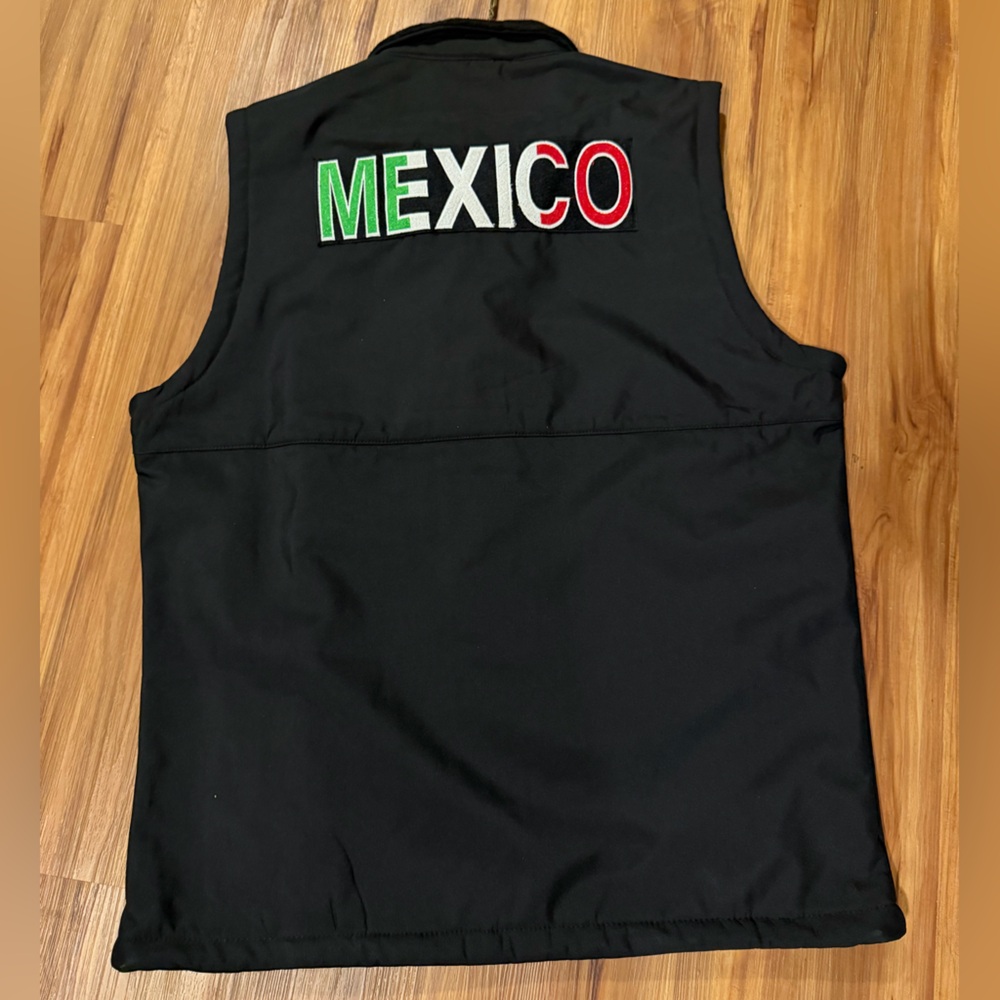 Men’s Softshell Vest With Flag Patch - image 3